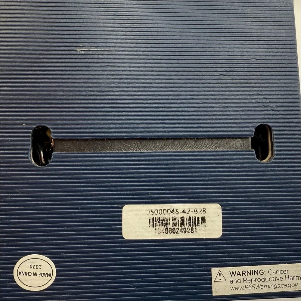 New Men’s cross necklace and curb link bracelet set, stainless steel w/diamonds - Picture 9 of 9